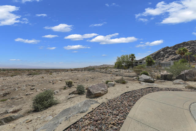 770 S La Mirada Road, Palm Springs CA: https://media.crmls.org/mediaz/949f87e0-d59d-4b36-a148-70b9a0d94ffe.jpg