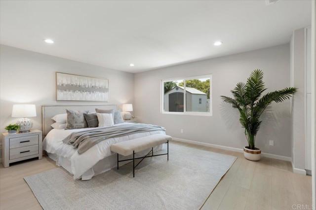 7911 Terraza Disoma, Carlsbad CA: https://media.crmls.org/mediaz/949fa1b5-54b3-4b09-b04c-27c3be16cb71.jpg
