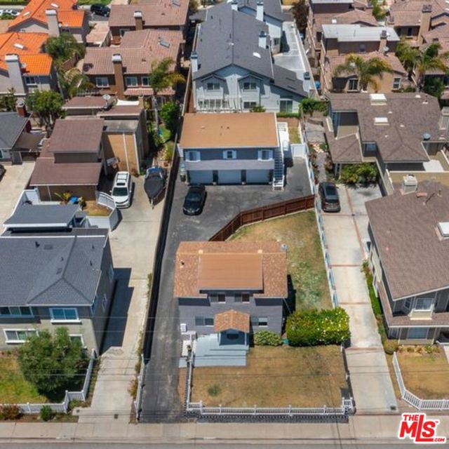 2015 Curtis Avenue, Redondo Beach, California 90278, ,Residential Income,Sold,Curtis,23274995