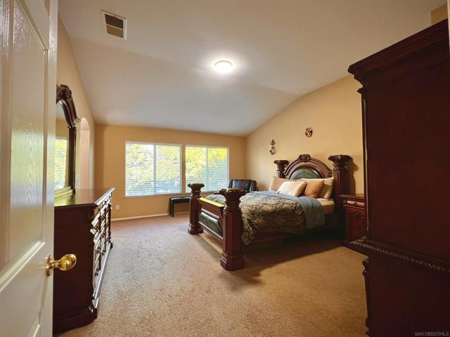 37710 Sprucewood Ln, Murrieta CA: https://media.crmls.org/mediaz/94a1412a-0147-47c8-a3af-8fefb9e0c43a.jpg