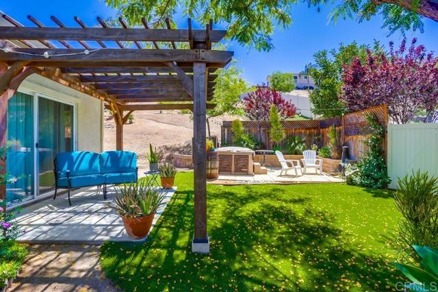 11541 Westhill, Lakeside CA: https://media.crmls.org/mediaz/94a1d637-34c9-447c-8ab3-92f38a7bd9cb.jpg
