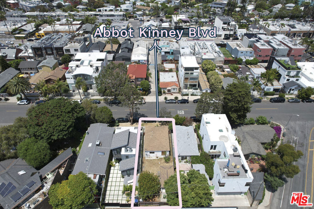 1308 Cabrillo Avenue