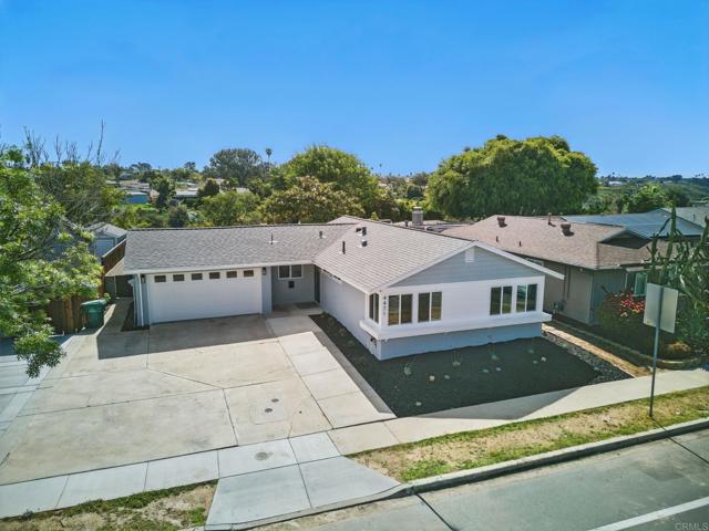 4471 Moraga Avenue, San Diego CA: https://media.crmls.org/mediaz/94a2aaf9-8e51-4b06-8f56-51df0e91202c.jpg