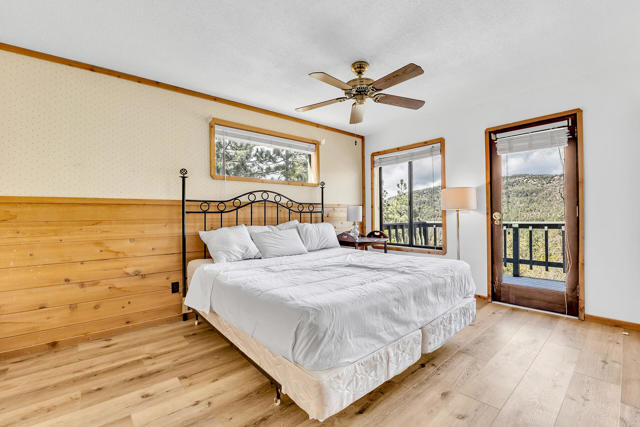 53184 Double View Drive, Idyllwild CA: https://media.crmls.org/mediaz/94a39734-8f5c-4b98-ba49-0110e4d0efc9.jpg