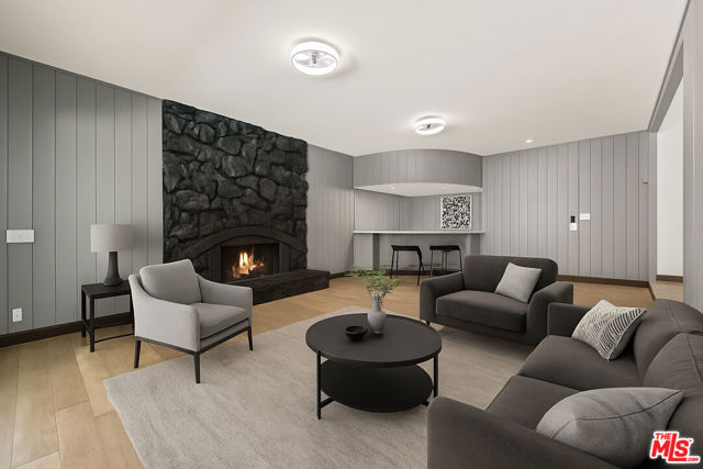 9724 Bothwell Road, Northridge CA: https://media.crmls.org/mediaz/94a3e274-a778-4480-a39d-4581b23920f9.jpg