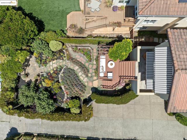 Image 50 of 57 For 1016 Grizzly Peak Blvd