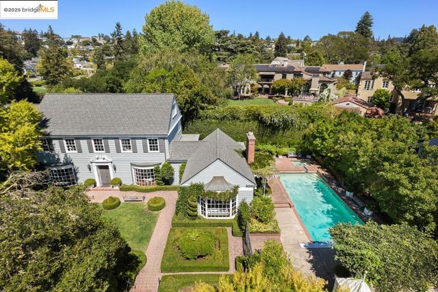 120 Hazel Ln, Piedmont CA: https://media.crmls.org/mediaz/94a52d45-76d3-41e9-9df5-05db962ff117.jpg