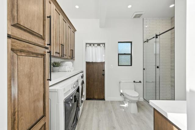 234 Edgewood Road, Redwood City CA: https://media.crmls.org/mediaz/94a5a3b6-b249-4b24-bb76-255b1717a3c9.jpg