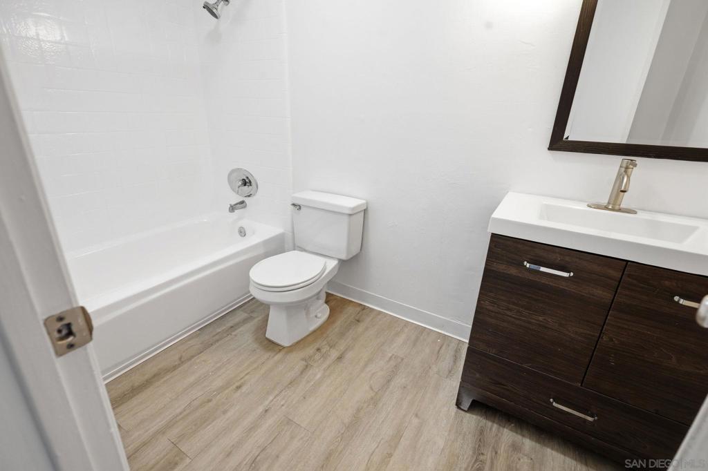 MLS #260012698SD image #12