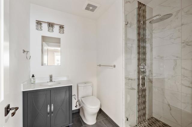 711 Laurel Avenue, Burlingame CA: https://media.crmls.org/mediaz/94a7dc82-ded7-495e-944b-083e06af1c7b.jpg