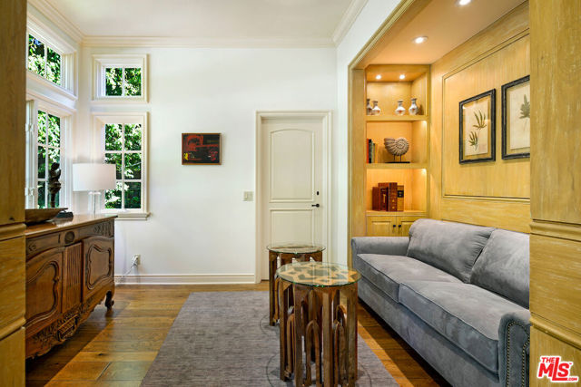 130 S LAYTON Drive, Los Angeles CA: https://media.crmls.org/mediaz/94a8636c-b158-4391-b581-207b6f39844e.jpg