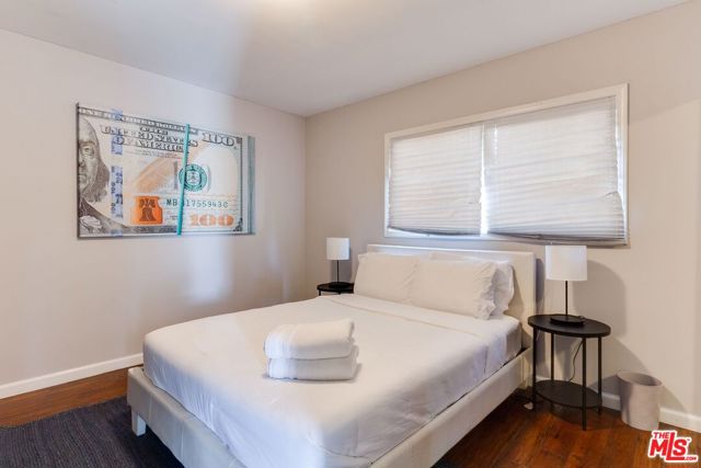 7553 GARDEN GROVE Avenue, Reseda CA: https://media.crmls.org/mediaz/94a9799d-4b17-40bf-a6a7-35fa14ad749d.jpg