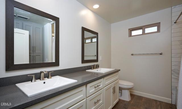 Detail Gallery Image 5 of 13 For 127 Bundren St, Oak View,  CA 93022 - 2 Beds | 1 Baths