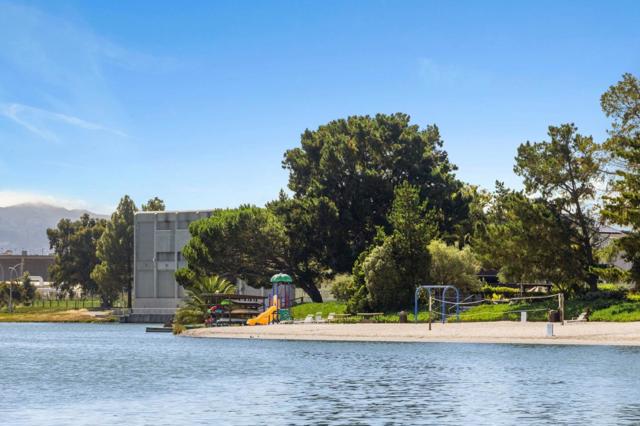 464 Fathom Drive, San Mateo CA: https://media.crmls.org/mediaz/94aa50b3-6adb-4a5e-8c7b-eb3c98f43d91.jpg