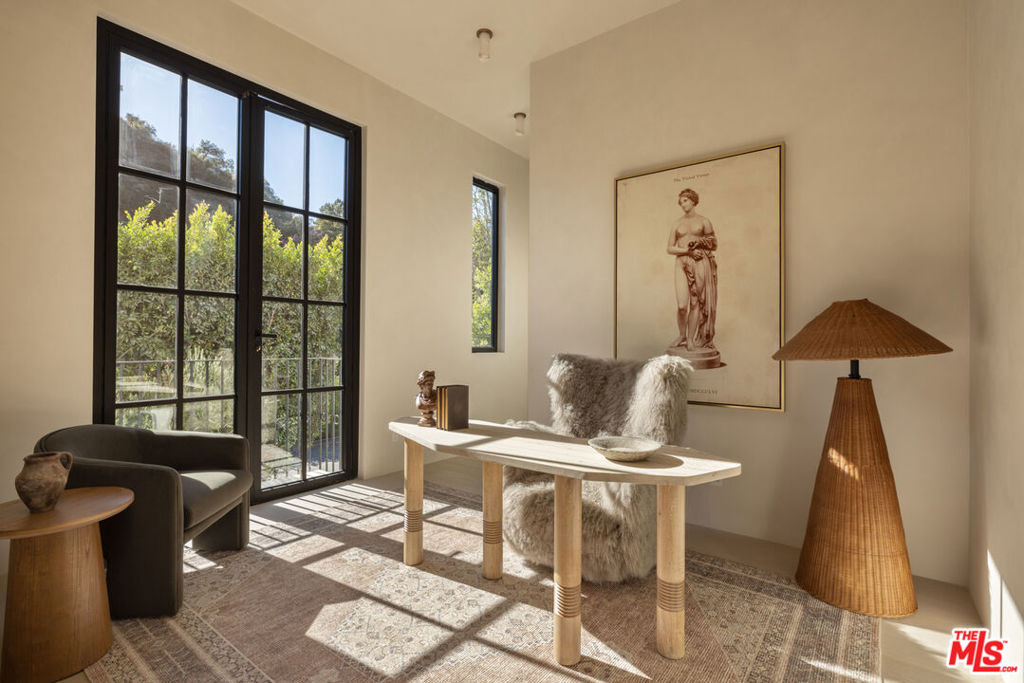 MLS #25572987 img 21