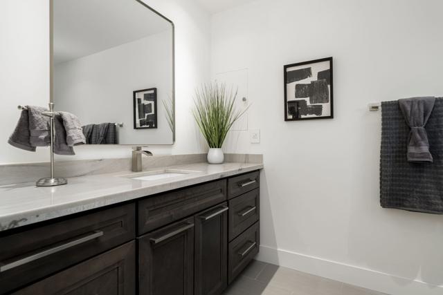 6 Amherst Court, Rancho Mirage CA: https://media.crmls.org/mediaz/94abaa50-03bb-4089-8c4c-b79111ff7a3b.jpg