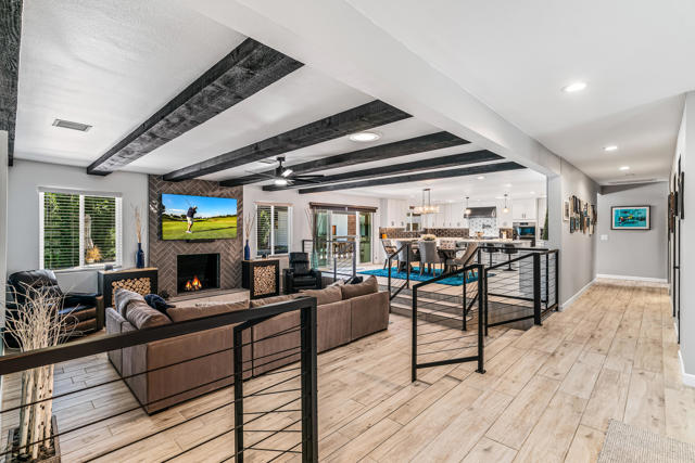 43170 Warner Trail, Palm Desert CA: https://media.crmls.org/mediaz/94ad2fe9-f2fc-43ac-8c0a-bcaef3525dba.jpg