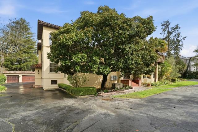 730 Hillsborough Boulevard, Hillsborough CA: https://media.crmls.org/mediaz/94ae1875-8d0e-46b5-a901-1cd57b72d292.jpg