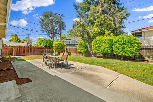 1105 W Mc Kinley Avenue, Sunnyvale CA: https://media.crmls.org/mediaz/94af4097-85cf-4615-8605-af6dc37dc78b.jpg