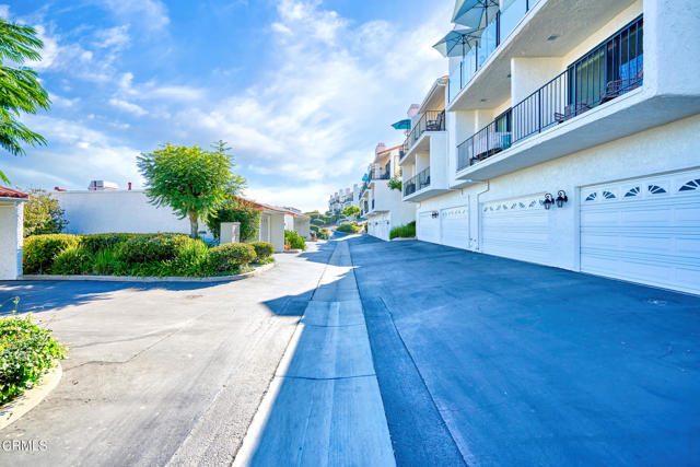 Detail Gallery Image 7 of 58 For 886 Winding Way Dr, Ventura,  CA 93001 - 2 Beds | 2/1 Baths