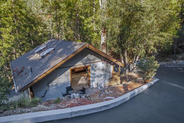 54789 Wildwood Drive, Idyllwild CA: https://media.crmls.org/mediaz/94b16385-0fd0-4789-a7be-0ec3cc8c60e4.jpg