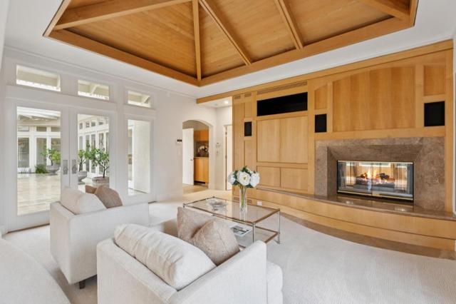 24292 Elise Court, Los Altos Hills CA: https://media.crmls.org/mediaz/94b164b6-2ba2-49b6-93d0-edb94e71e390.jpg