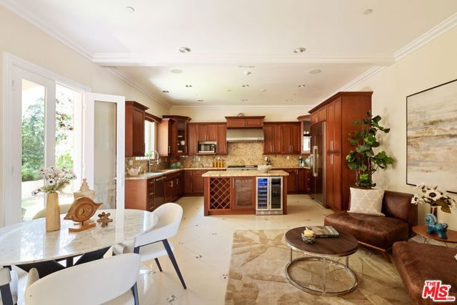 11925 Charnock Road, Los Angeles CA: https://media.crmls.org/mediaz/94b242a2-315d-4910-96a1-e88abba37d3d.jpg