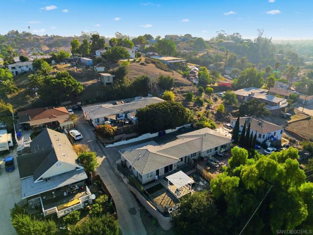6431 37 Madrone Ave, San Diego CA: https://media.crmls.org/mediaz/94b32fd0-0b65-4c7f-9949-d8364263d1ac.jpg