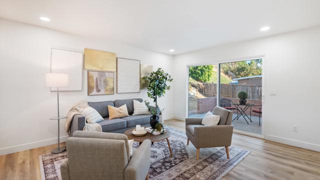 Detail Gallery Image 10 of 36 For 8017 Gribble St, San Diego,  CA 92114 - 3 Beds | 2 Baths