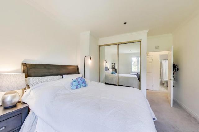 525 Almer Road, Burlingame CA: https://media.crmls.org/mediaz/94b45fd5-4db6-4874-80e7-895acce35188.jpg