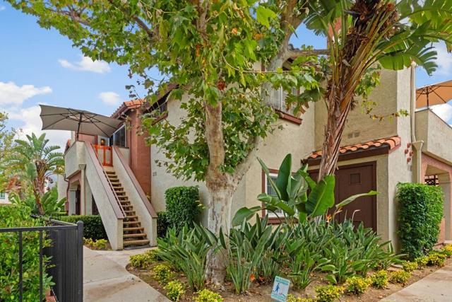 34 Rosa, Rancho Santa Margarita CA: https://media.crmls.org/mediaz/94b4d907-2c3d-447e-897e-a36a983e9f0b.jpg