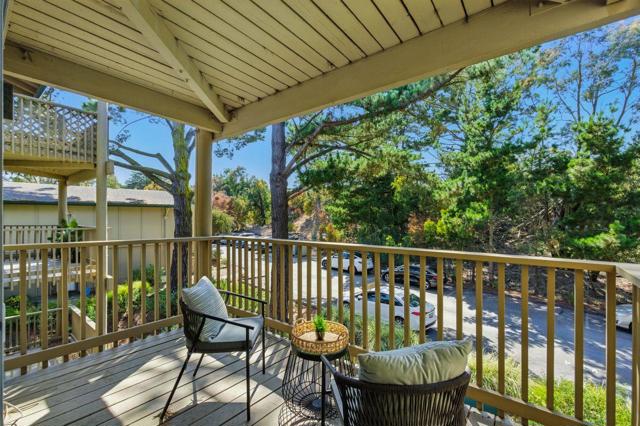 381 Half Moon Lane, Daly City CA: https://media.crmls.org/mediaz/94b5afcf-503c-44cb-931e-a0a25c286330.jpg