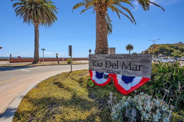 320 Cliff Drive, Aptos CA: https://media.crmls.org/mediaz/94b6d8bf-0e9c-48b8-b305-ca118d70e302.jpg