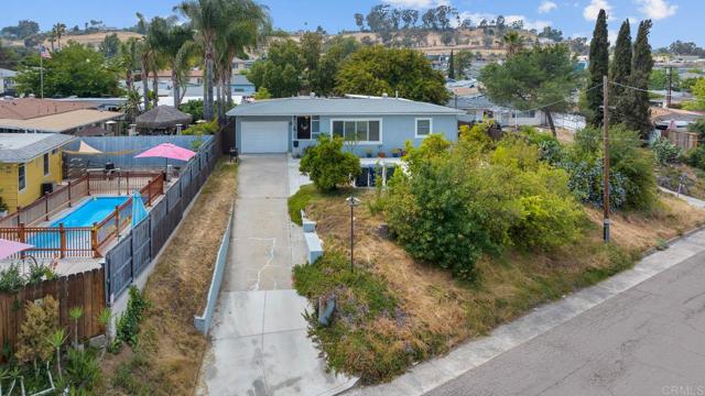 962 Wilson Avenue, El Cajon CA: https://media.crmls.org/mediaz/94b78fd8-0c6b-4f6a-9626-88e0fb09c146.jpg