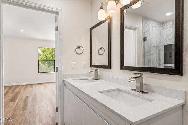 Detail Gallery Image 32 of 44 For 9760 Jersey Ave #173,  Santa Fe Springs,  CA 90670 - 3 Beds | 3 Baths