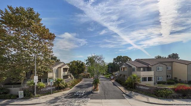 Detail Gallery Image 34 of 42 For 5010 Los Morros Way #23,  Oceanside,  CA 92057 - 2 Beds | 2 Baths