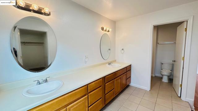3593 Morningside Dr, Richmond CA: https://media.crmls.org/mediaz/94b99b27-303a-479d-b45f-28e7bb161e46.jpg