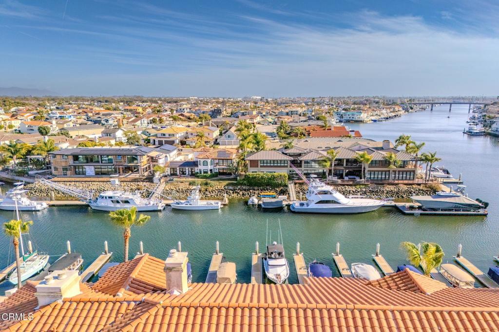 4252 Harbour Island Lane