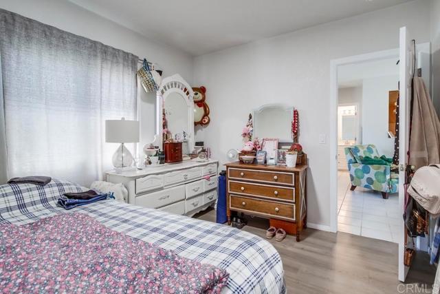 1828 34 B Avenue, National City CA: https://media.crmls.org/mediaz/94ba8ab4-818e-48c2-a5a1-d6c9c302f783.jpg