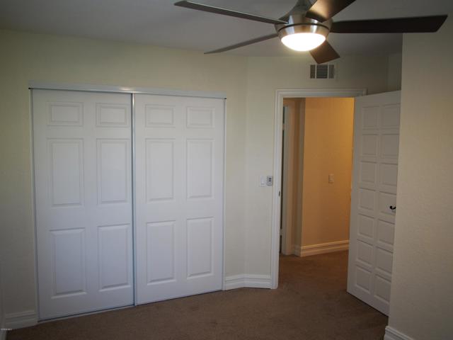 211 Windtree Avenue, Thousand Oaks CA: https://media.crmls.org/mediaz/94bab141-0bb6-4590-840e-c09df936176e.jpg