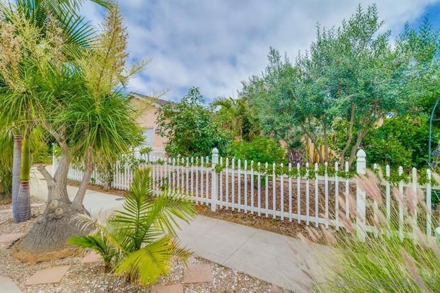 3541 Pomeroy St, San Diego CA: https://media.crmls.org/mediaz/94bad40d-d741-47a9-a945-fb92a4bb76a1.jpg