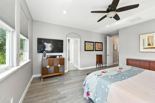 3548 Bridgehampton Way, Camarillo CA: https://media.crmls.org/mediaz/94bbd549-7678-4683-a894-dfcd5a14738e.jpg