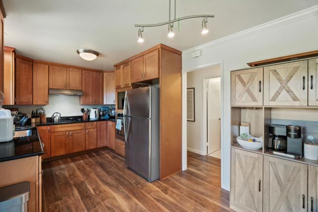 12 Church Street, Mountain View CA: https://media.crmls.org/mediaz/94bc321d-a268-4a1d-b9fb-4b30c0d64025.jpg