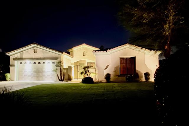 35373 Vista Montana Court, Cathedral City CA: https://media.crmls.org/mediaz/94bd4260-1af3-41b9-bd9c-cd7951308832.jpg
