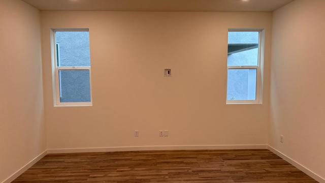 2817 Earthened Walk, Sacramento CA: https://media.crmls.org/mediaz/94be8569-5f29-4b67-984d-f8c6797798e1.jpg