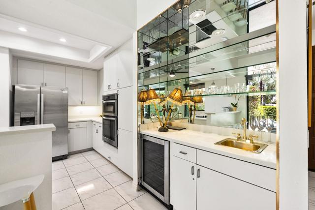 10605 Wimbledon Drive, Rancho Mirage CA: https://media.crmls.org/mediaz/94bee797-a7d1-4f66-86f5-50a67e58e8dd.jpg