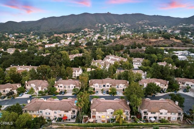 1117 Pan Court, Thousand Oaks CA: https://media.crmls.org/mediaz/94bff772-fbfc-46fc-8b78-093d6572173a.jpg