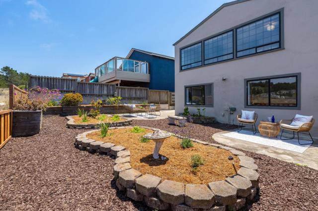 373 Coral Ridge Drive, Pacifica CA: https://media.crmls.org/mediaz/94c1805f-bbd6-4c29-a543-dfd43724a7d9.jpg
