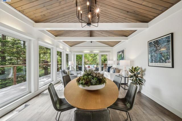 589 TAHOS ROAD, Orinda CA: https://media.crmls.org/mediaz/94c1ac82-74f6-4b98-abc0-bf6210cc4d05.jpg