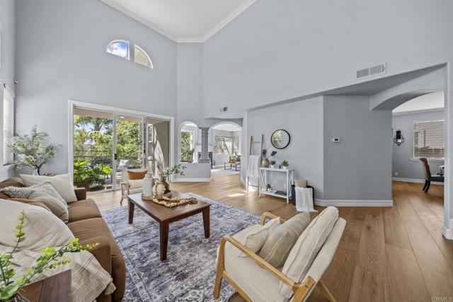 Detail Gallery Image 10 of 50 For 3796 via Las Villas, Oceanside,  CA 92056 - 4 Beds | 2/1 Baths